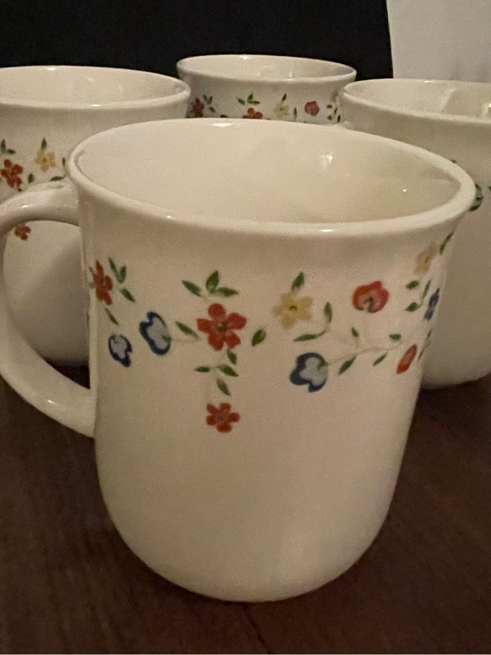 Vintage Oneida Ceramic Floral Bistro Mug Set - White with Multicolor Flowers